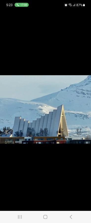 Apartment By The Lakeside Tromsø Exterior foto