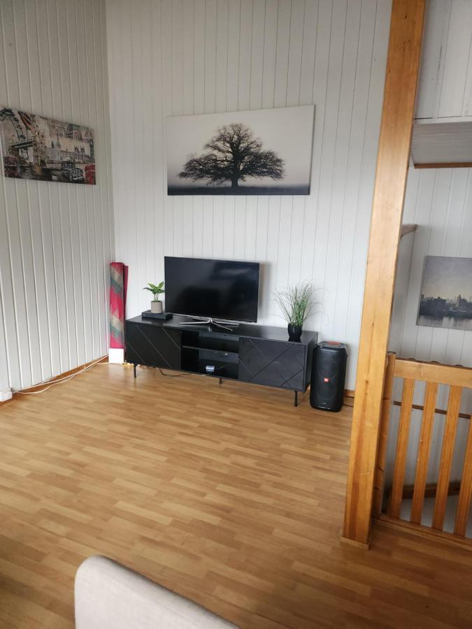 Apartment By The Lakeside Tromsø Exterior foto